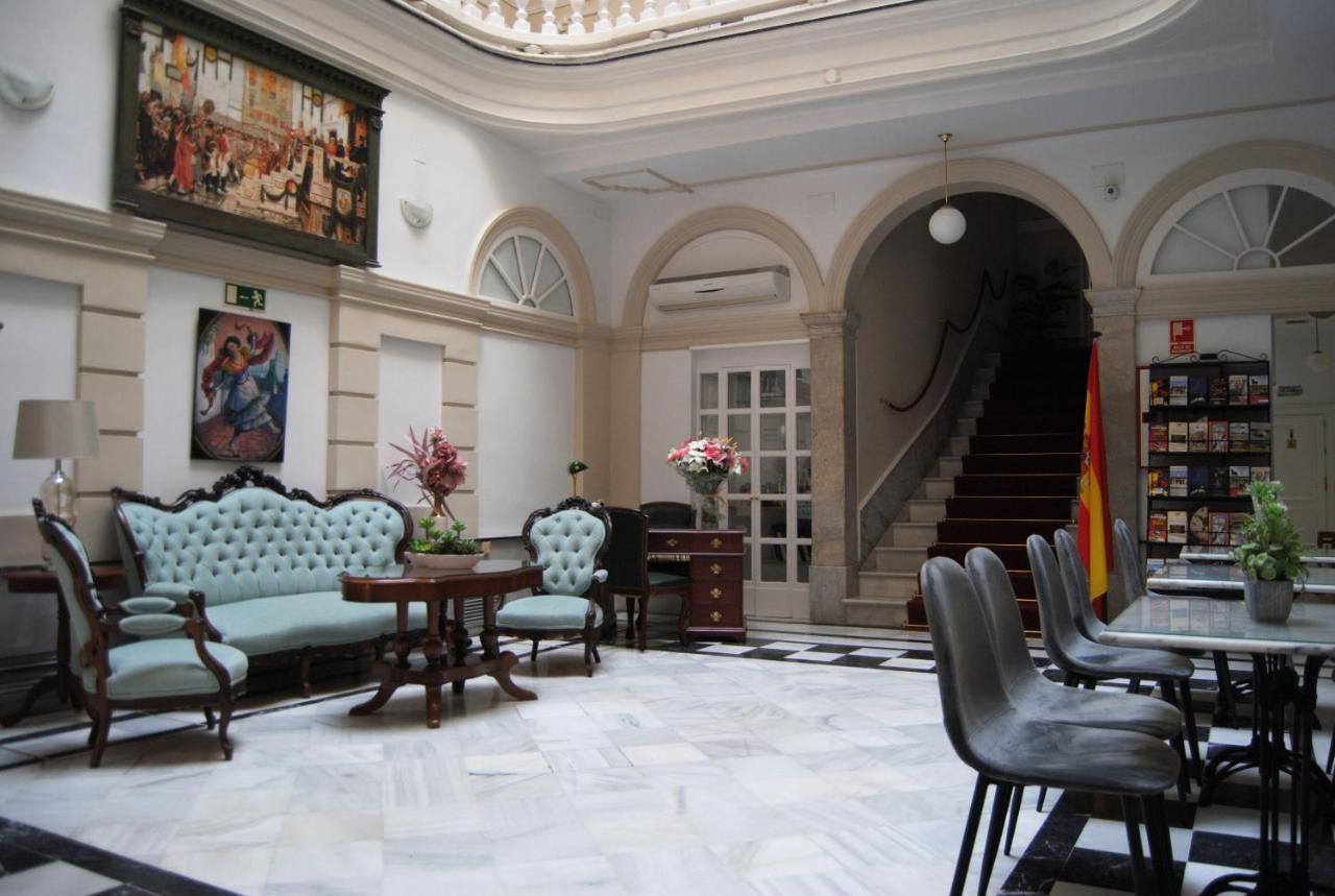 Hotel Las Cortes De Cádiz Exteriör bild